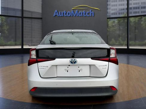 Used 2020 Toyota Prius XLE w/ Preferred Accessory Package image 9