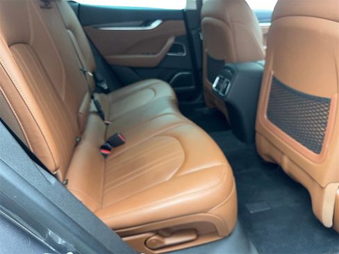 Used 2022 Maserati Levante Modena image 39