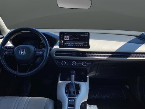 Used 2024 Honda HR-V EX-L image 11