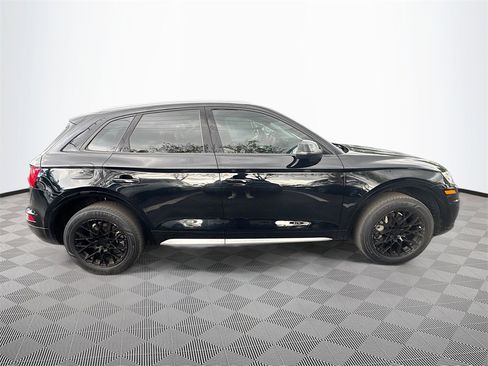 Used 2018 Audi Q5 2.0T Premium w/ Convenience Package image 5