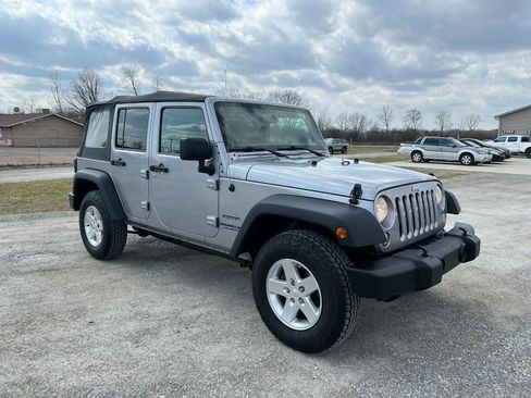 Used 2014 Jeep Wrangler Unlimited Sport w/ Quick Order Package 24S image 3