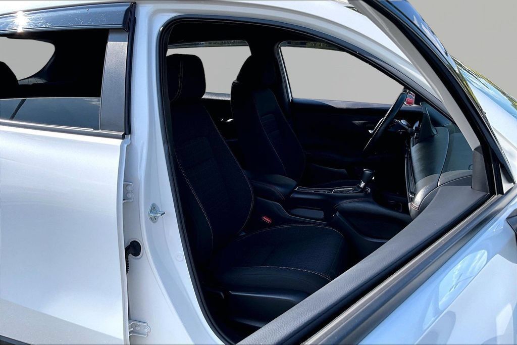 Used 2023 Honda HR-V Sport image 21