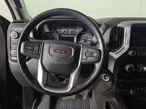 Used 2022 GMC Sierra 1500 Elevation image 12