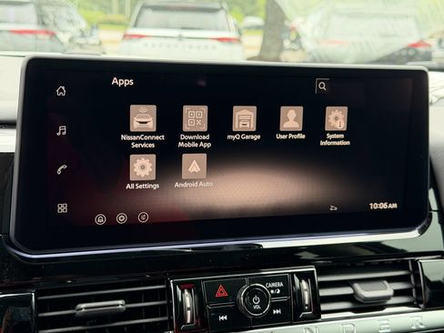 New 2026 Nissan Pathfinder SV w/ SV Premium Package FWD image 6
