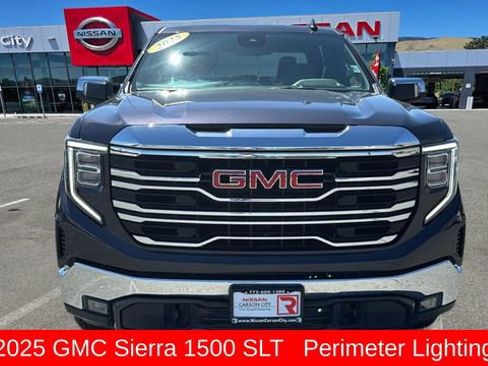 Used 2025 GMC Sierra 1500 SLT AWD/4WD image 8