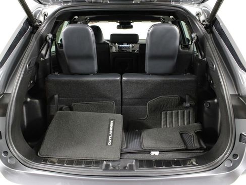 Used 2022 Mitsubishi Outlander SEL image 16