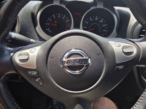 Used 2013 Nissan Juke SV AWD/4WD image 16