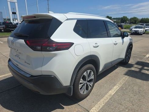 Used 2021 Nissan Rogue SV w/ Premium Package AWD/4WD image 4