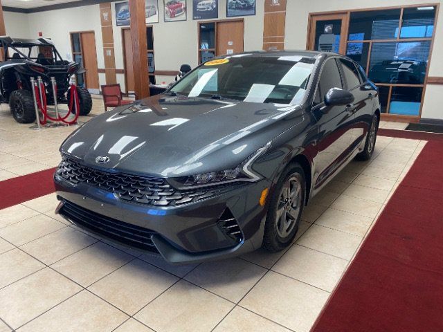 Used 2021 Kia K5 LXS FWD image 2