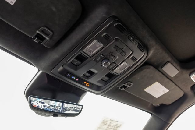 Used 2023 Cadillac Escalade V AWD/4WD image 32