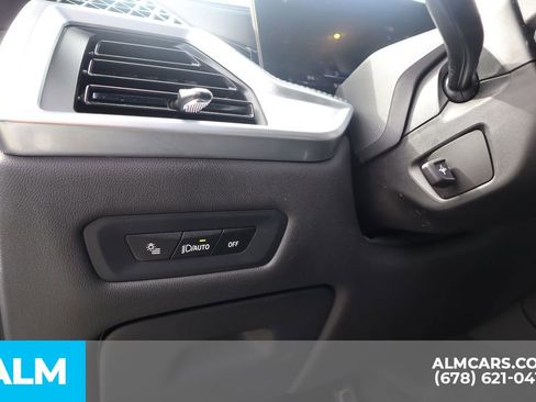 Used 2024 BMW X6 M60i AWD/4WD image 16