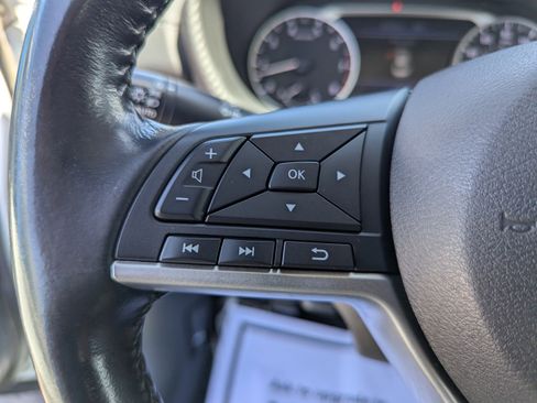 Used 2022 Nissan Sentra SV FWD image 15