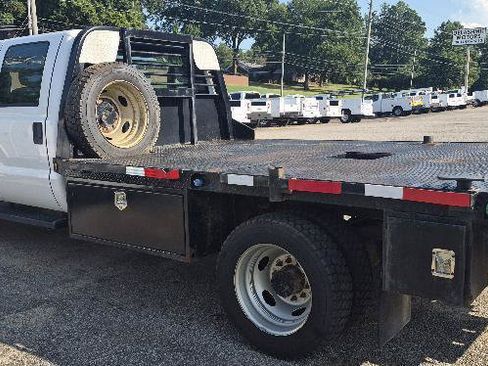Used 2015 Ford F550 4x4 Crew Cab Super Duty image 6