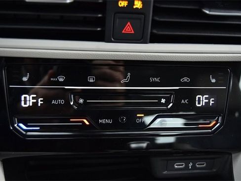 New 2026 Volkswagen Jetta SE image 15