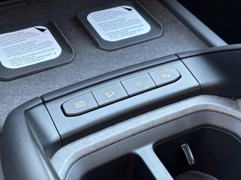 New 2027 Kia Telluride S image 34