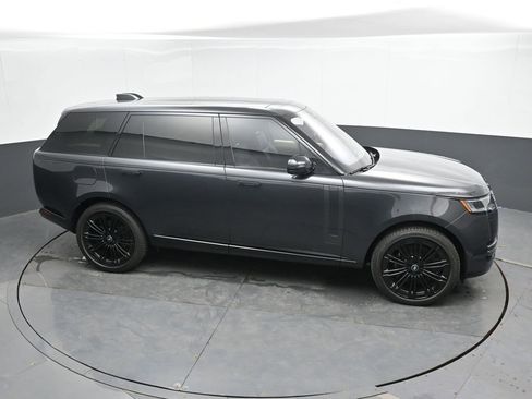 Used 2023 Land Rover Range Rover Long Wheelbase Autobiography AWD/4WD image 35