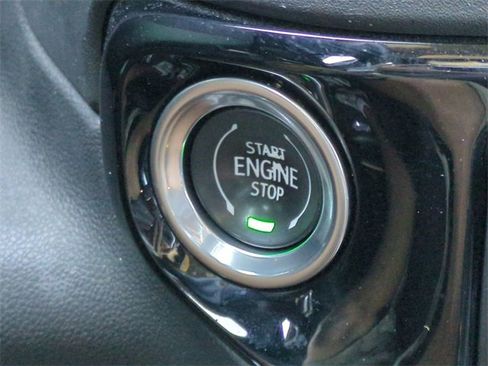 Certified 2024 Chevrolet Silverado 1500 LTZ image 34