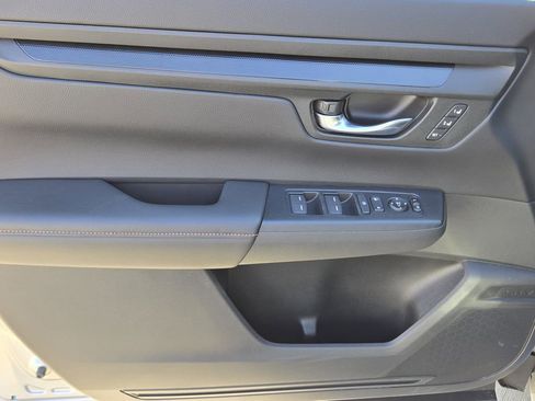 Certified 2025 Honda CR-V Sport-L image 33