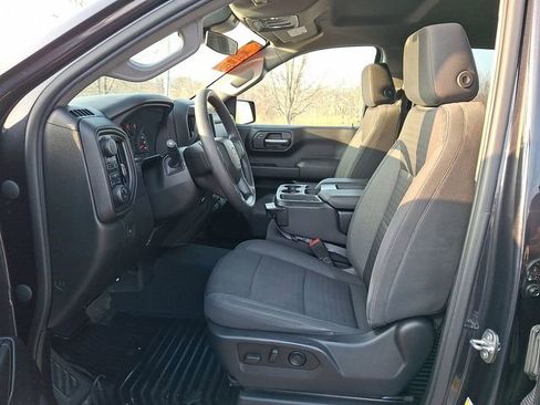 Certified 2023 Chevrolet Silverado 1500 Custom image 18