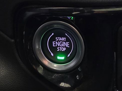 Used 2022 Chevrolet Silverado 1500 LT Trail Boss w/ LT Trail Boss Premium Package image 33