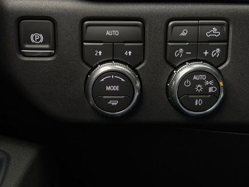 New 2026 GMC Sierra 1500 SLT w/ SLT Premium Package image 22