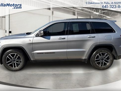 Used 2020 Jeep Grand Cherokee Trailhawk image 6