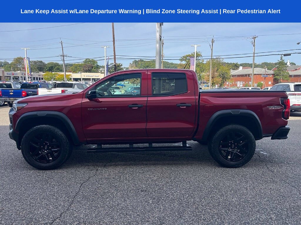 Used 2023 Chevrolet Colorado Trail Boss w/ Technology Package AWD/4WD image 4