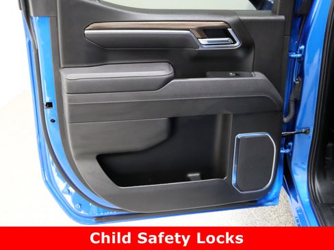 Used 2025 Chevrolet Silverado 1500 LT w/ Leather Package image 26