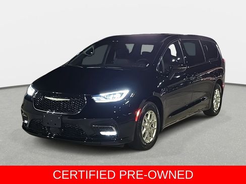Used 2025 Chrysler Pacifica Select FWD image 37