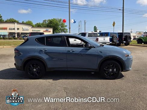 Used 2024 Dodge Hornet R/T Plus w/ R/T Blacktop Package AWD/4WD image 17