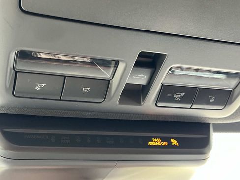 Used 2024 MAZDA MAZDA3 s image 30