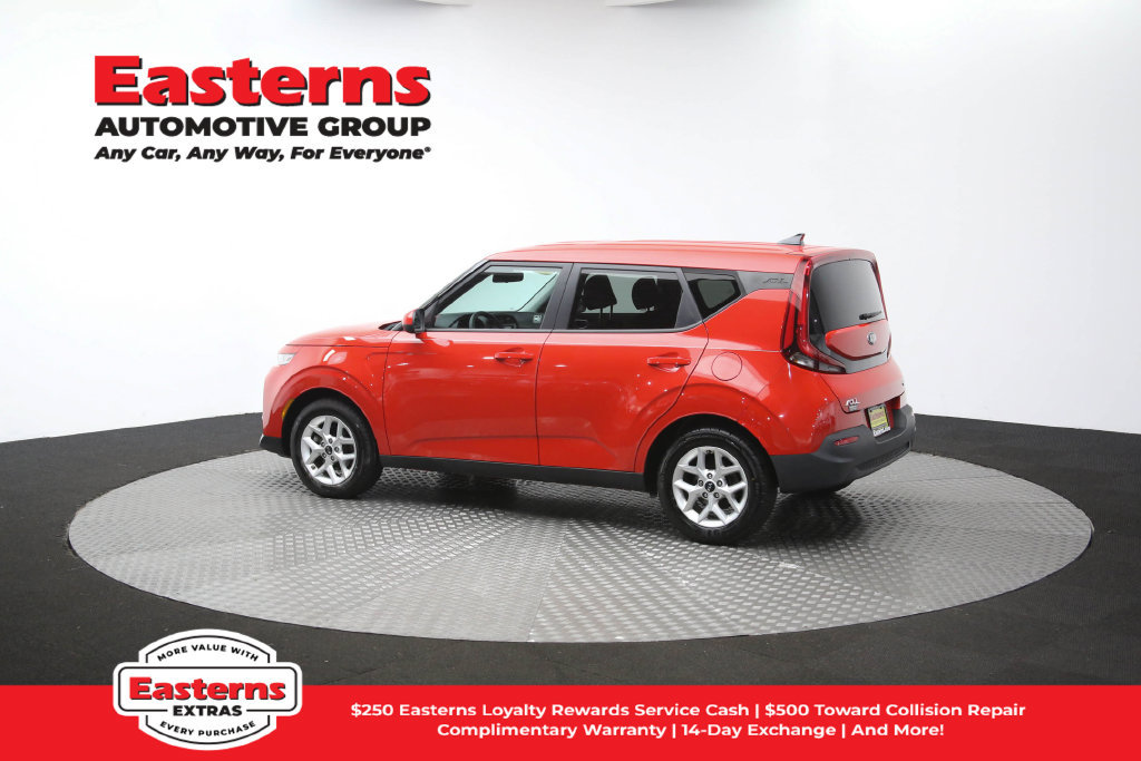 Used 2020 Kia Soul S FWD image 61