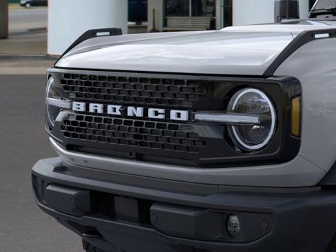 New 2026 Ford Bronco Outer Banks AWD/4WD image 19