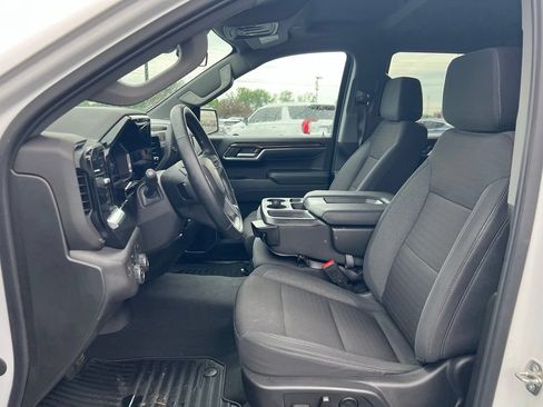 Used 2023 Chevrolet Silverado 1500 LT AWD/4WD image 8