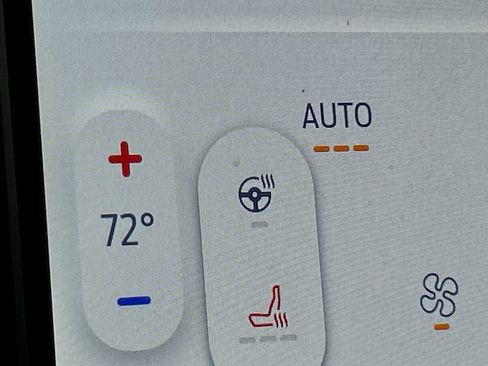 Used 2024 Ford Edge Titanium AWD/4WD image 20