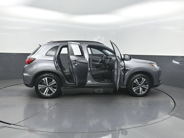 Used 2025 Mitsubishi Outlander Sport SEL AWD/4WD image 36