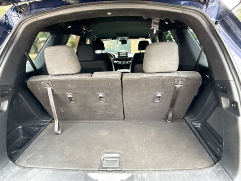 Used 2023 Honda Pilot Sport image 23