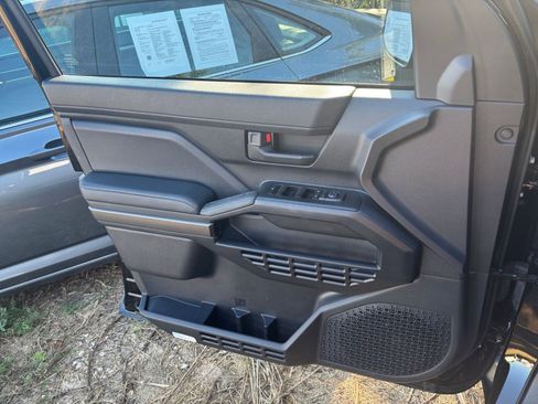 Used 2025 Toyota 4Runner SR5 image 20