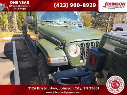 Used 2023 Jeep Gladiator Overland w/ Cold Weather Group