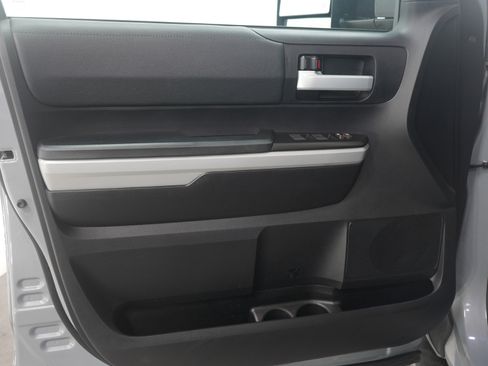 Used 2021 Toyota Tundra SR5 w/ Trail Edition image 24