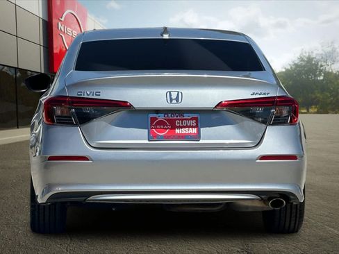 Used 2023 Honda Civic Sport image 8