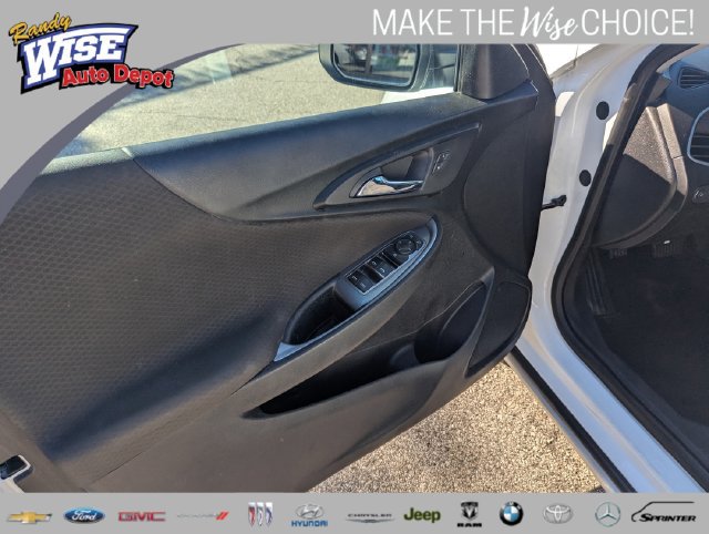 Used 2019 Chevrolet Malibu LS FWD image 10
