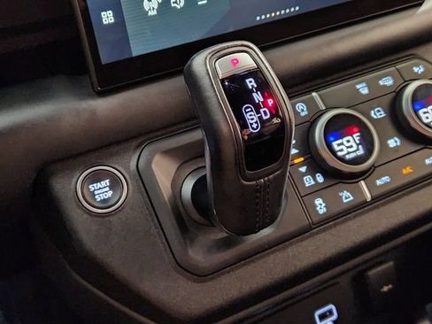 Used 2024 Land Rover Defender 130 X image 20