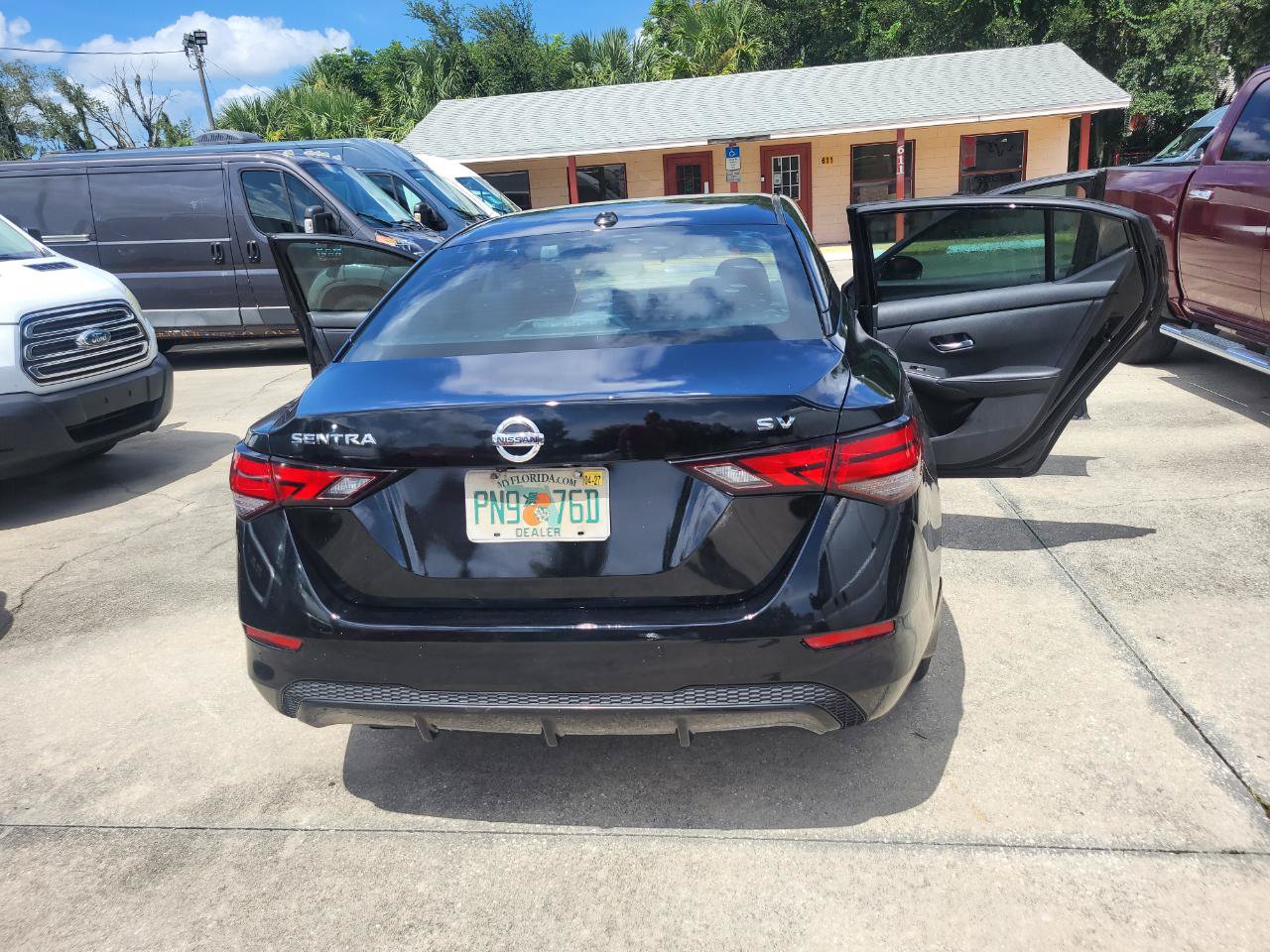 Used 2021 Nissan Sentra SV FWD image 33
