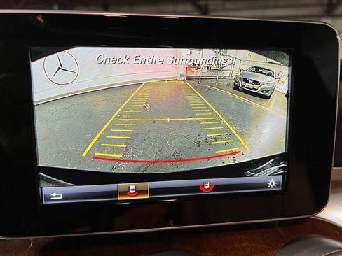Used 2016 Mercedes-Benz C 300 4MATIC Sedan image 37
