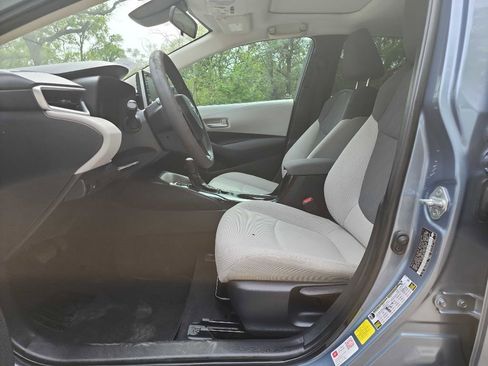 Used 2020 Toyota Corolla LE w/ LE Premium Package FWD image 13