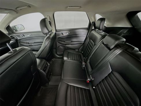 Used 2022 Ford Edge SEL w/ Convenience Package AWD/4WD image 11