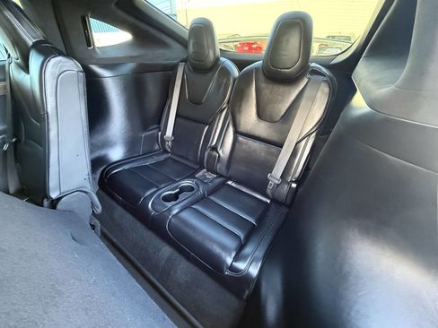 Used 2020 Tesla Model X image 24