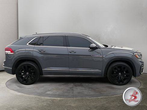 Used 2022 Volkswagen Atlas Cross Sport SEL Premium R-Line AWD/4WD image 8