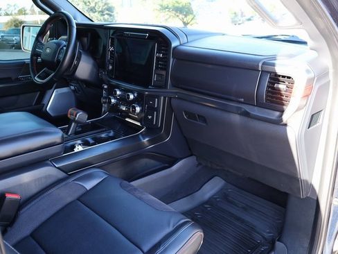 Used 2025 Ford F150 Raptor image 19